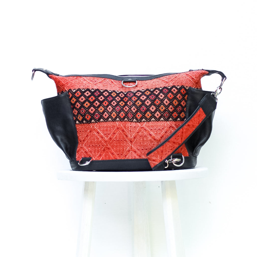 Convertible Bag Medium Black - Bonfire