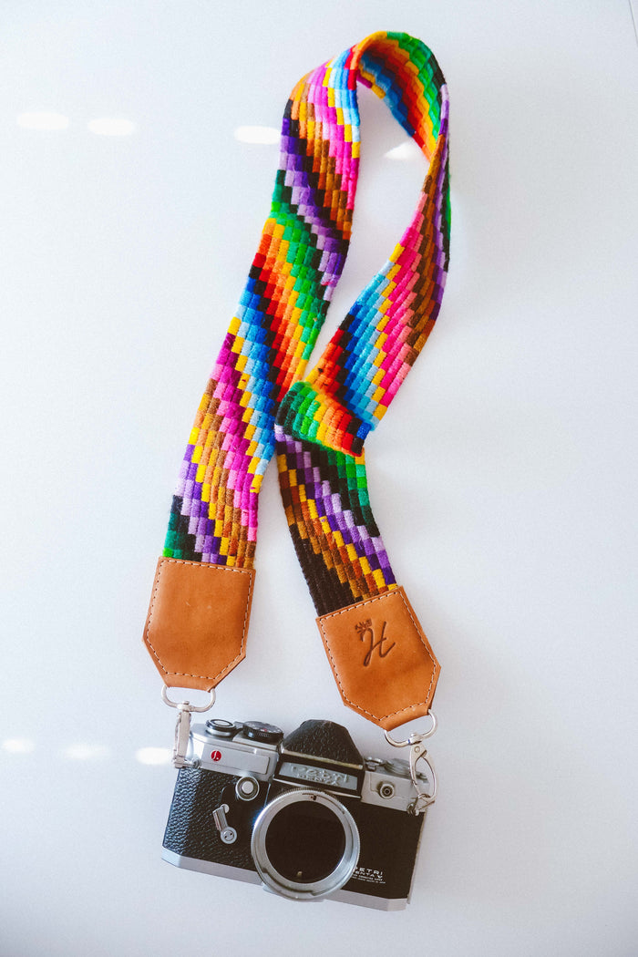 🌸 Hiptipico Vintage Strap - Queer Joy