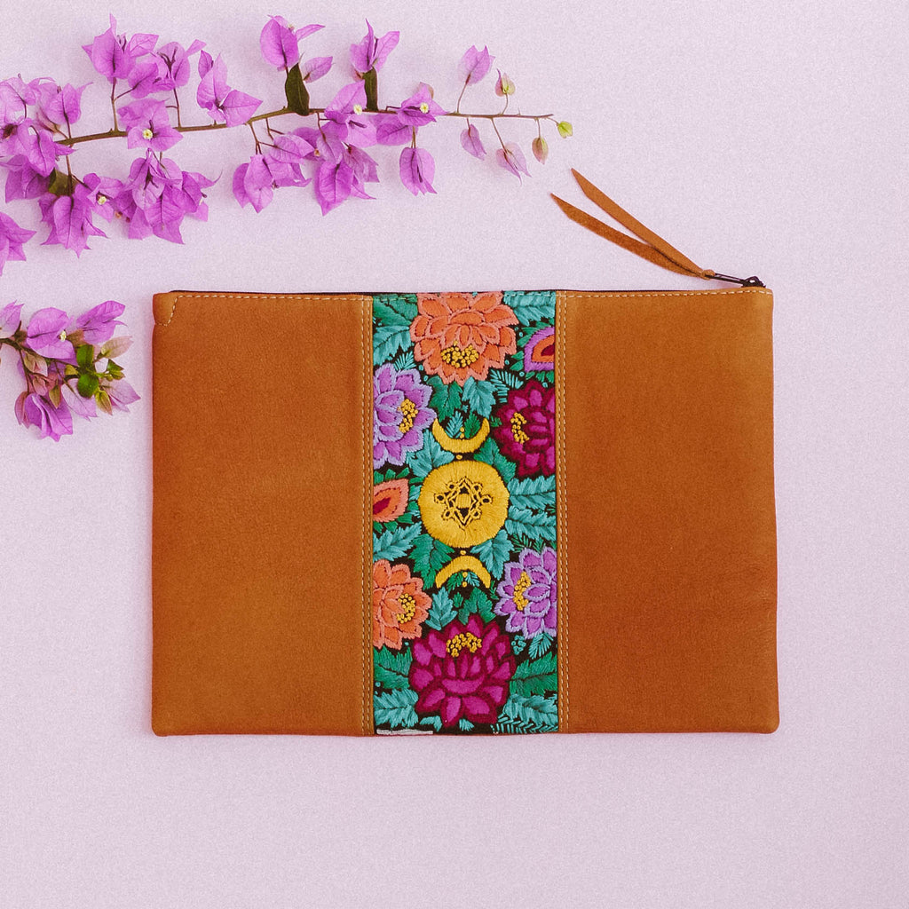Nueva Luna Laptop Case 15"
