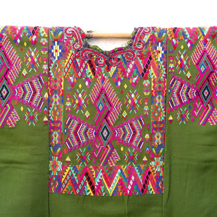 Chichi Verde Huipil - 13