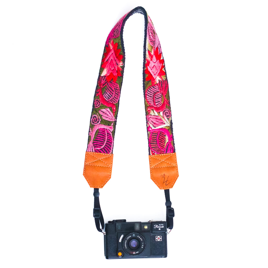Vintage Embroidered Camera Strap - VS40 Periquito